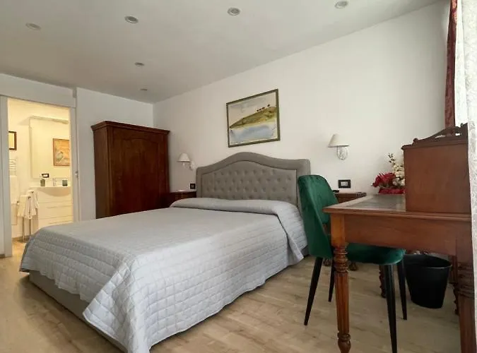 Quattro Ducati 住宿加早餐酒店 特克下的基希海姆