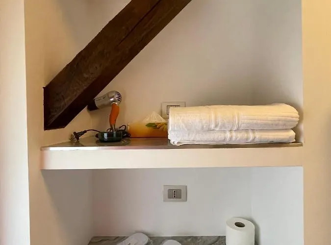 住宿加早餐酒店 Quattro Ducati 特克下的基希海姆